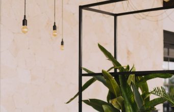 Özel Etkinlikler İçin Mükemmel Seçenek: Kokteyl Masası Kiralama ve Stand Masa Kiralama kiralik kokteyl masasi 1